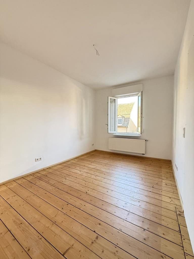 Predaj domu 223 m², pozemok 365 m², Singen (Hohentwiel), Bádensko-Wurttembersko Predaj domu 223 m², pozemok 365 m², Singen (Hohentwiel), Bádensko-Wurttembersko