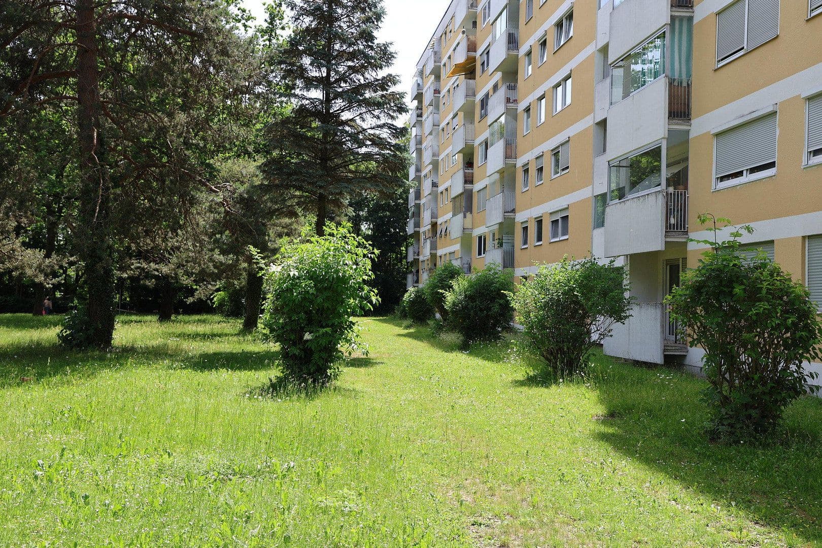 Predaj bytu 2-izbový 56 m², Engadiner Str. 30, München, Bavorsko Predaj bytu 2-izbový 56 m², Engadiner Str. 30, München, Bavorsko