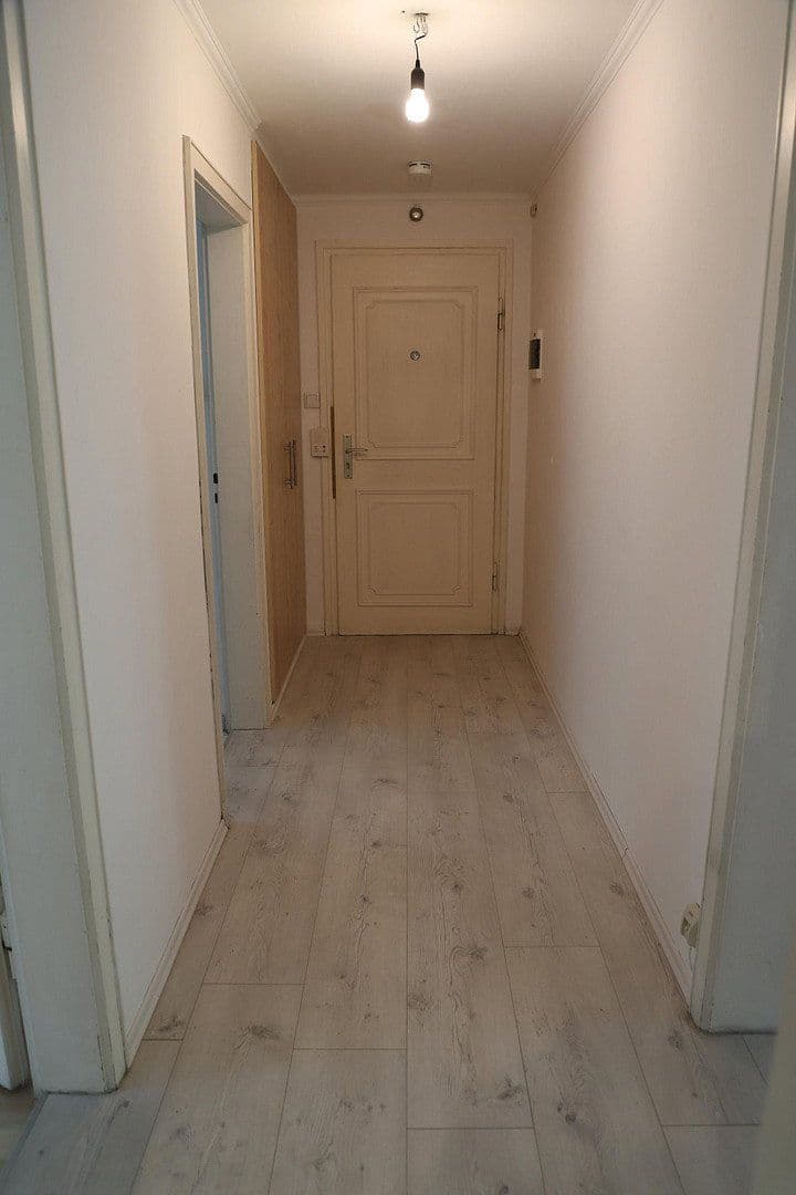 Predaj bytu 2-izbový 56 m², Engadiner Str. 30, München, Bavorsko Predaj bytu 2-izbový 56 m², Engadiner Str. 30, München, Bavorsko