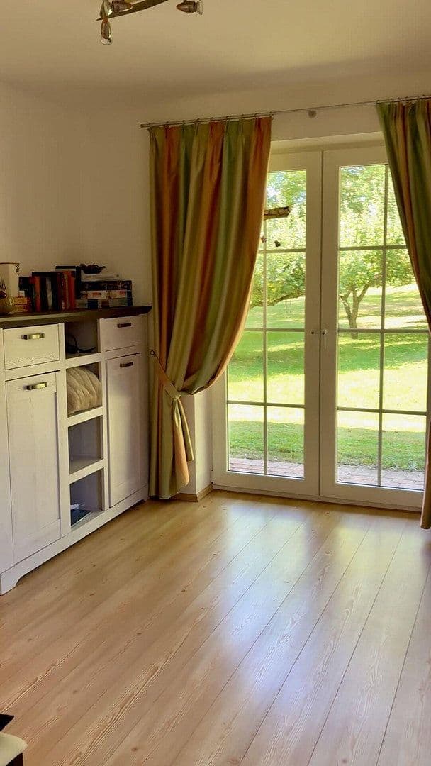 Predaj domu 130 m², pozemok 2.360 m², Poseritz, Meklenbursko-Predpomoransko Predaj domu 130 m², pozemok 2.360 m², Poseritz, Meklenbursko-Predpomoransko