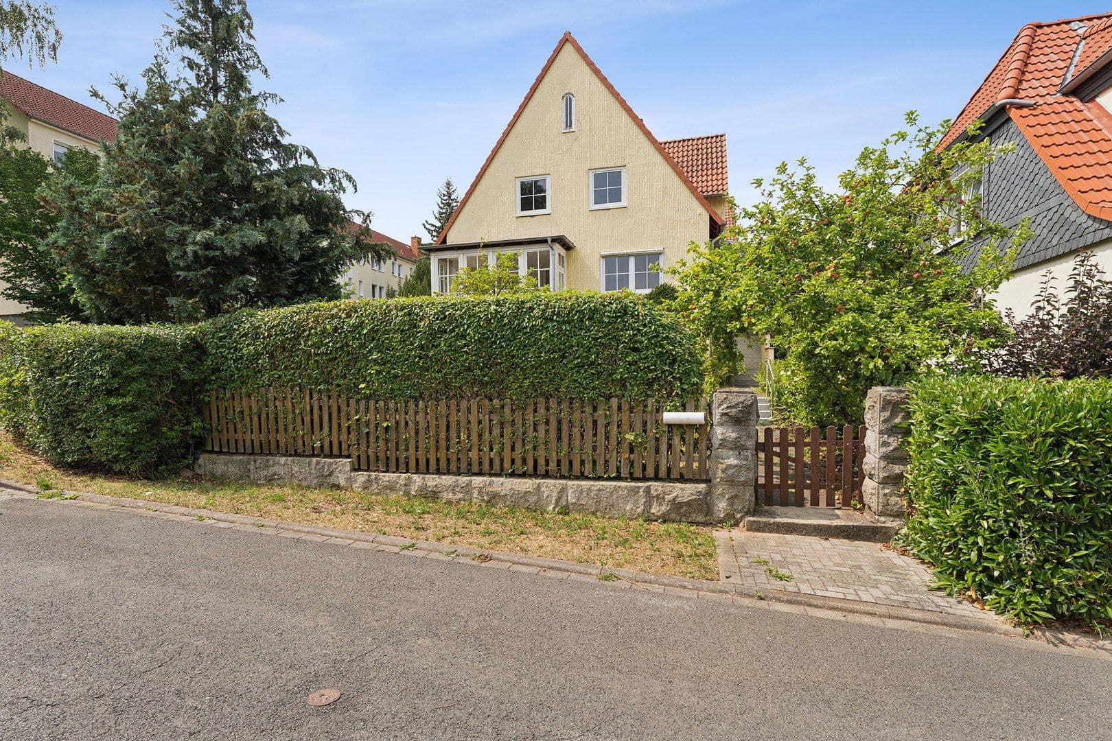 Predaj domu 140 m², pozemok 416 m², Freiheitsstrasse 13, Heilbad Heiligenstadt, Durínsko Predaj domu 140 m², pozemok 416 m², Freiheitsstrasse 13, Heilbad Heiligenstadt, Durínsko