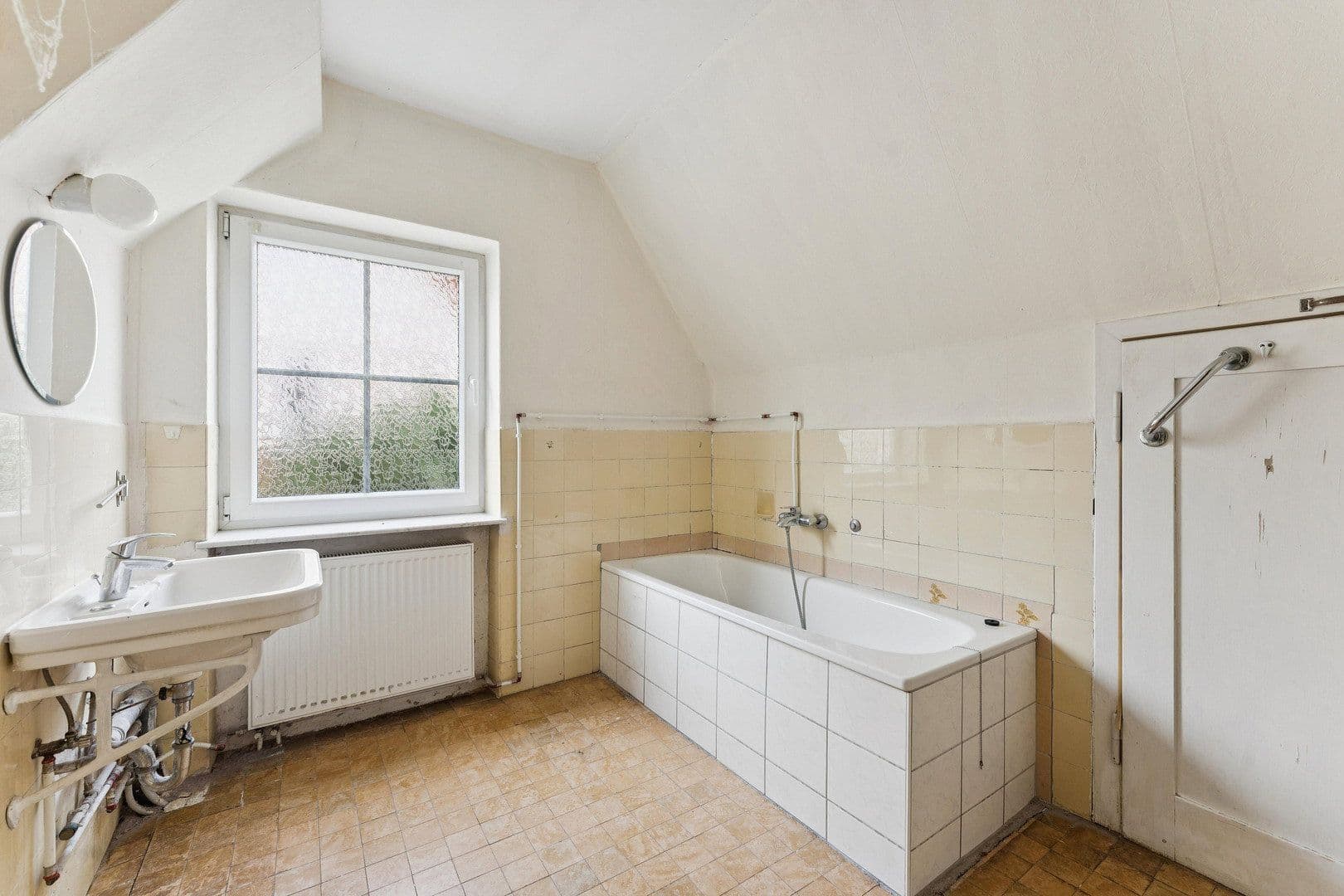 Predaj domu 140 m², pozemok 416 m², Freiheitsstrasse 13, Heilbad Heiligenstadt, Durínsko Predaj domu 140 m², pozemok 416 m², Freiheitsstrasse 13, Heilbad Heiligenstadt, Durínsko