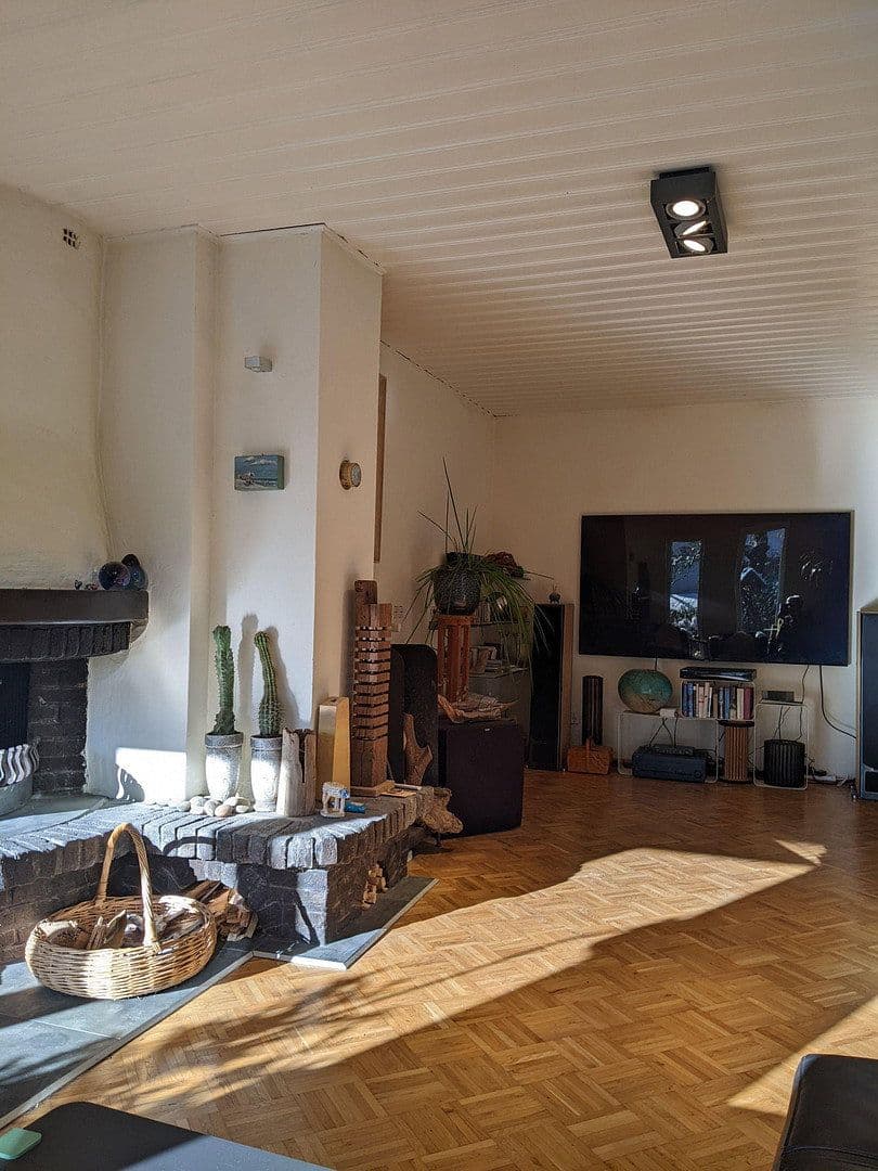 Predaj domu 118 m², pozemok 427 m², Reichshof, Severné Porýnie - Westfálsko Predaj domu 118 m², pozemok 427 m², Reichshof, Severné Porýnie - Westfálsko