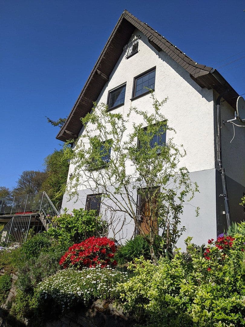 Predaj domu 118 m², pozemok 427 m², Reichshof, Severné Porýnie - Westfálsko Predaj domu 118 m², pozemok 427 m², Reichshof, Severné Porýnie - Westfálsko