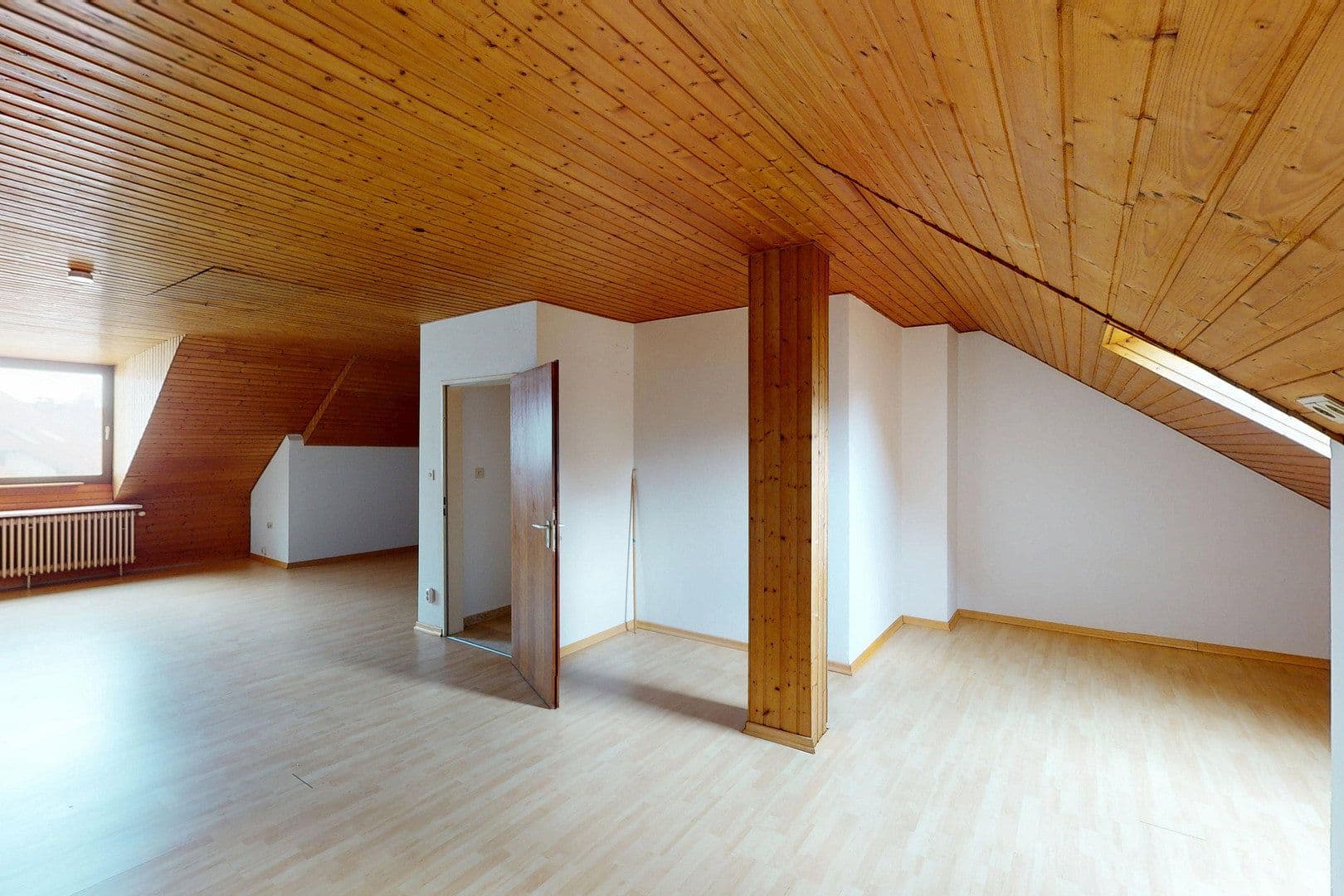 Predaj domu 143 m², pozemok 235 m², Donauschwabenstraße, Eching, Bavorsko Predaj domu 143 m², pozemok 235 m², Donauschwabenstraße, Eching, Bavorsko