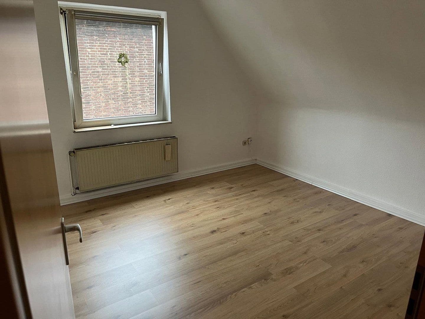 Prenájom bytu 2-izbový 43 m², Oberhausen, Severné Porýnie - Westfálsko Prenájom bytu 2-izbový 43 m², Oberhausen, Severné Porýnie - Westfálsko