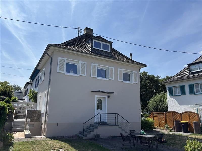 Predaj domu 138 m², pozemok 428 m², Herlesweiden 4, Bad Kreuznach, Porýnie-Falcko Predaj domu 138 m², pozemok 428 m², Herlesweiden 4, Bad Kreuznach, Porýnie-Falcko