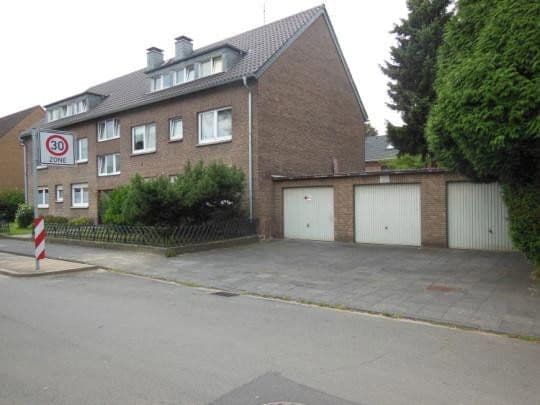 Prenájom bytu 3-izbový 72 m², KREFELD, Severné Porýnie - Westfálsko Prenájom bytu 3-izbový 72 m², KREFELD, Severné Porýnie - Westfálsko