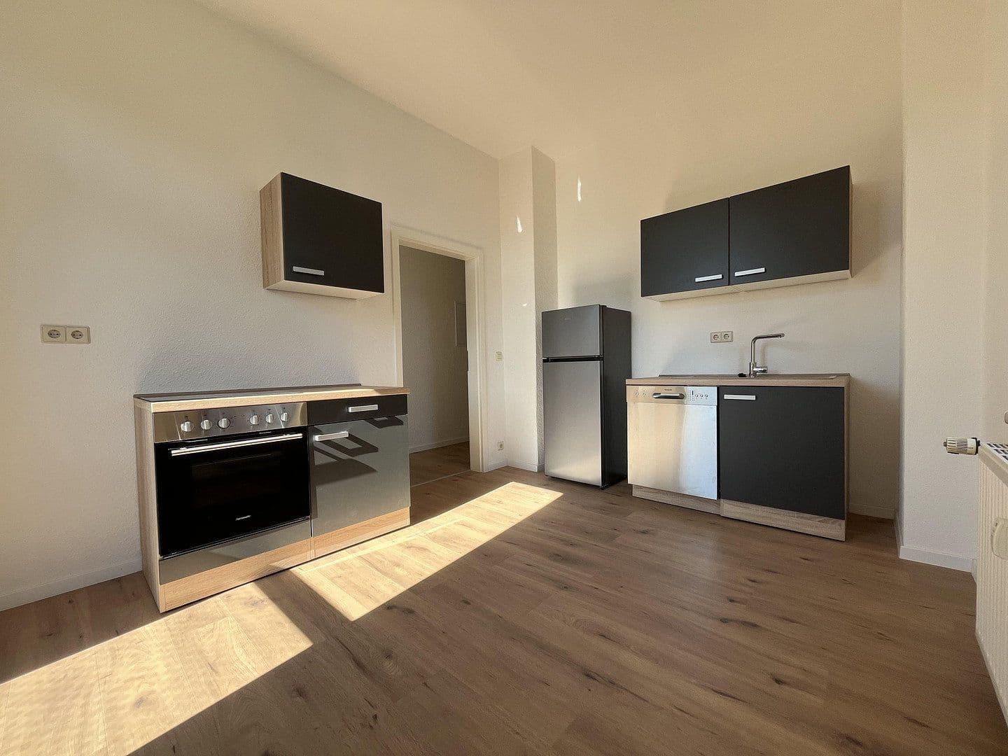Prenájom bytu 3-izbový 79 m², Thomas-Mann-Straße 13, Zwickau, Sasko Prenájom bytu 3-izbový 79 m², Thomas-Mann-Straße 13, Zwickau, Sasko