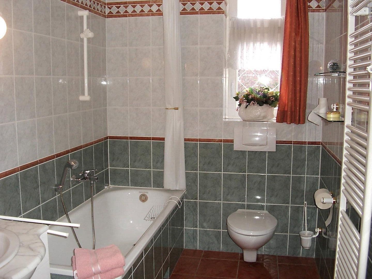 Predaj bytu 4-izbový 83 m², Brucknerstraße 15, Weimar, Durínsko Predaj bytu 4-izbový 83 m², Brucknerstraße 15, Weimar, Durínsko