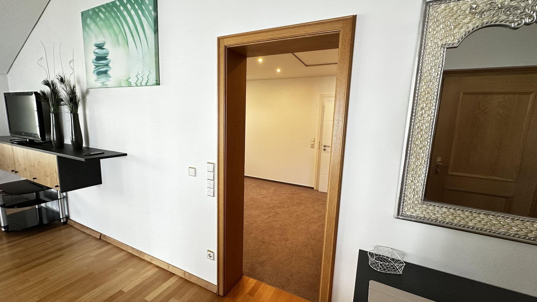 Prenájom bytu 2-izbový 69 m², Bad Herrenalb, Bádensko-Wurttembersko Prenájom bytu 2-izbový 69 m², Bad Herrenalb, Bádensko-Wurttembersko
