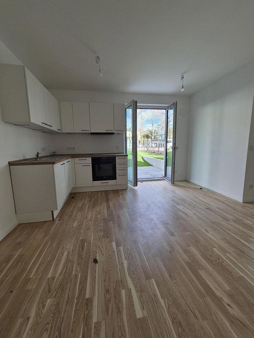 Prenájom bytu 1-izbový 43 m², Schillerstr. 21, Berlin, Berlín Prenájom bytu 1-izbový 43 m², Schillerstr. 21, Berlin, Berlín