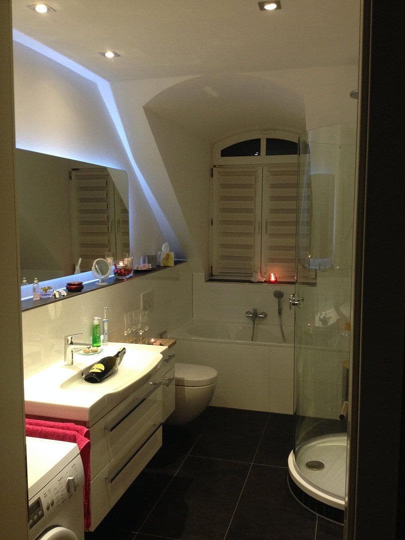 Predaj bytu 2-izbový 81 m², Leipzig, Sasko Predaj bytu 2-izbový 81 m², Leipzig, Sasko