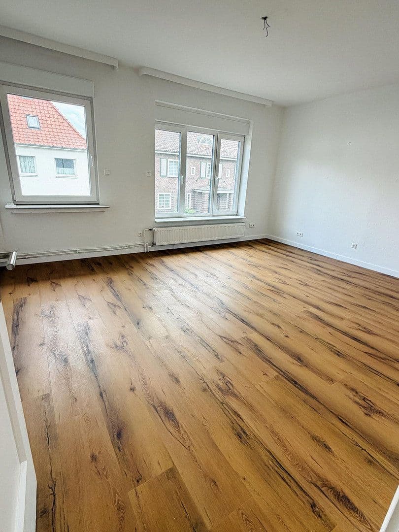 Prenájom domu 180 m², pozemok 800 m², Stadthagen, Dolné Sasko Prenájom domu 180 m², pozemok 800 m², Stadthagen, Dolné Sasko
