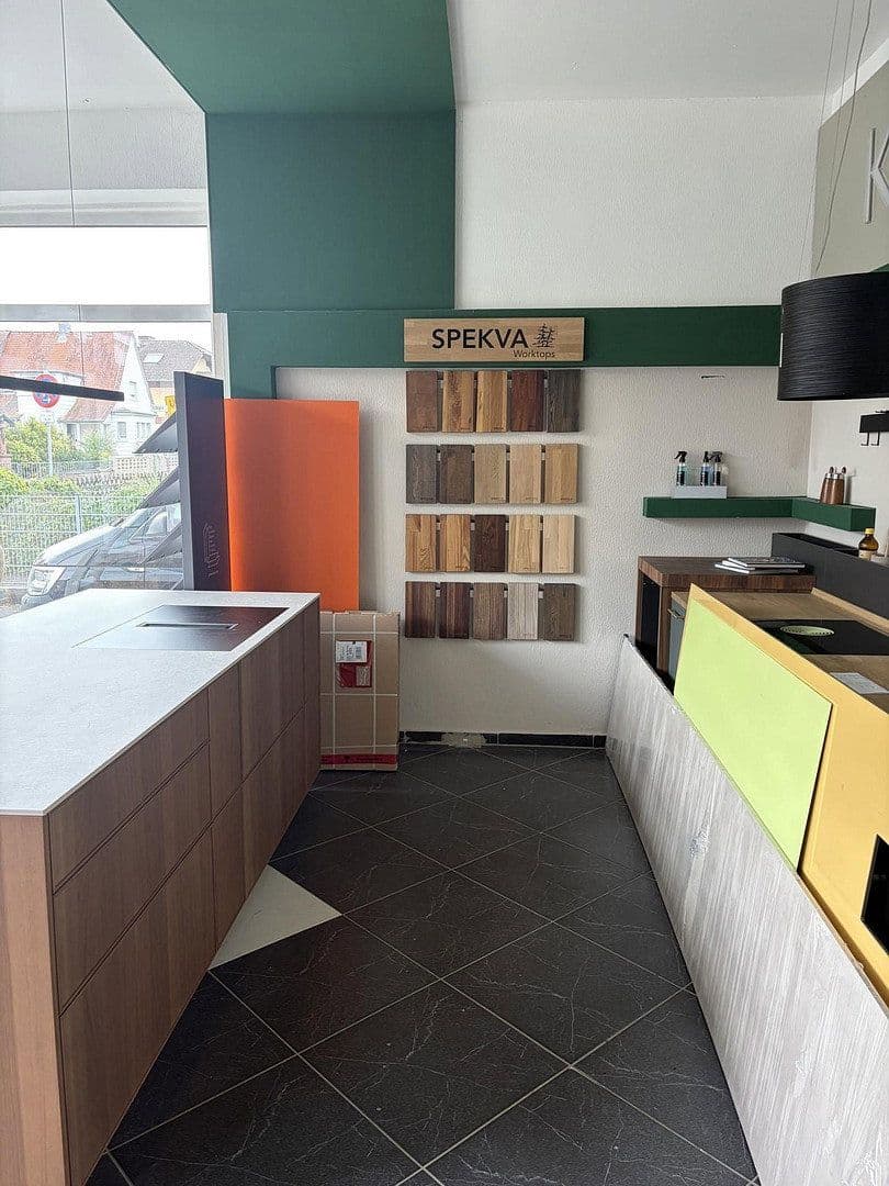 Prenájom kancelárie 104 m², Erzberger Straße 15, Heusenstamm, Hesensko Prenájom kancelárie 104 m², Erzberger Straße 15, Heusenstamm, Hesensko