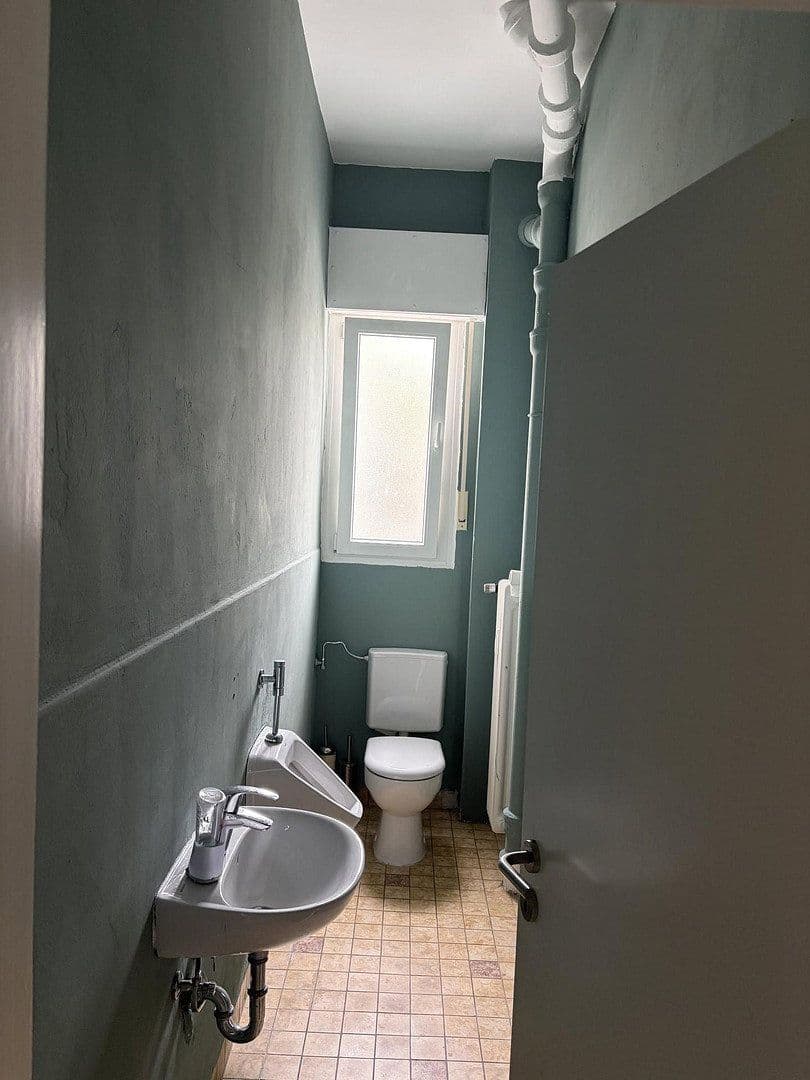 Prenájom kancelárie 104 m², Erzberger Straße 15, Heusenstamm, Hesensko Prenájom kancelárie 104 m², Erzberger Straße 15, Heusenstamm, Hesensko