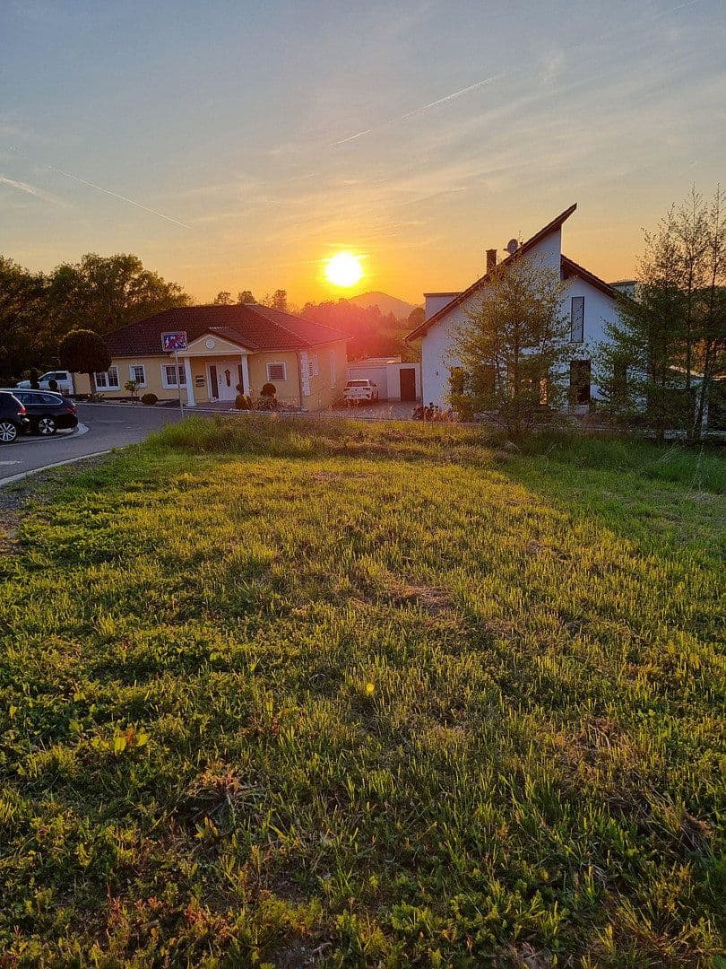 Predaj pozemku 459 m², Brombeerweg 1, Bad Honnef, Severné Porýnie - Westfálsko Predaj pozemku 459 m², Brombeerweg 1, Bad Honnef, Severné Porýnie - Westfálsko