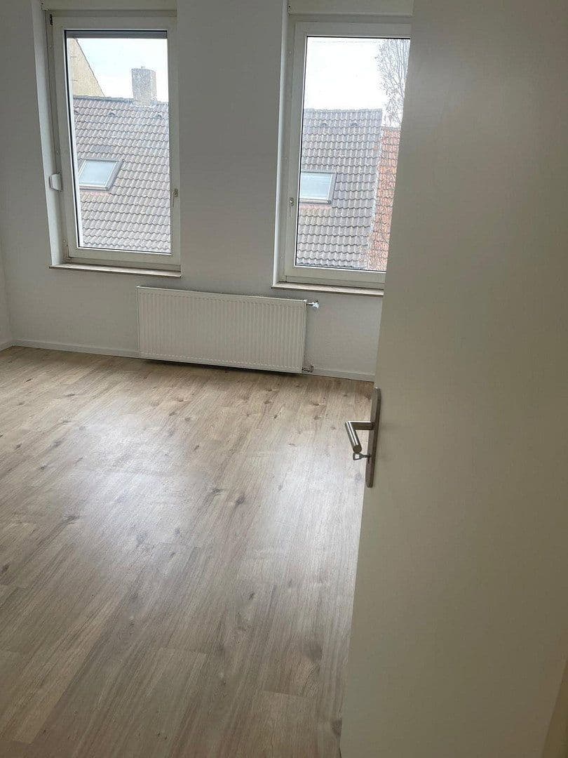 Prenájom bytu 2-izbový 40 m², Vereinstr. 100, Krefeld, Severné Porýnie - Westfálsko Prenájom bytu 2-izbový 40 m², Vereinstr. 100, Krefeld, Severné Porýnie - Westfálsko