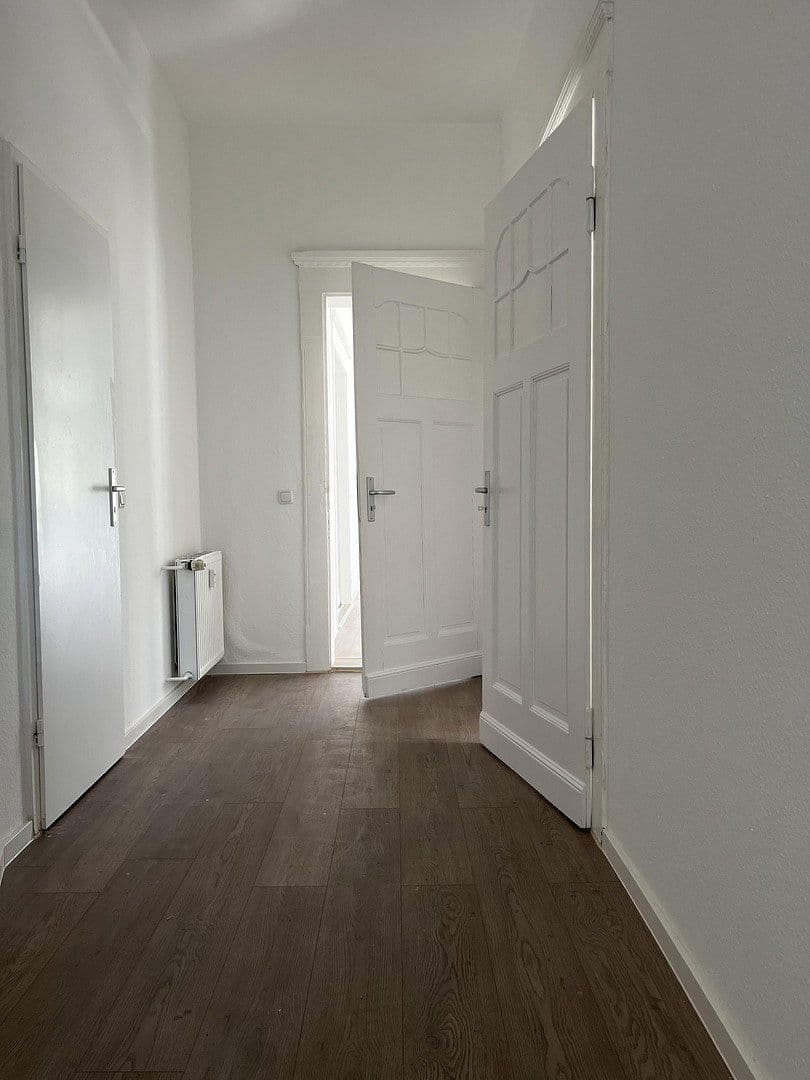 Prenájom bytu 3-izbový 85 m², Thomas-Mann-Straße 13, Zwickau, Sasko Prenájom bytu 3-izbový 85 m², Thomas-Mann-Straße 13, Zwickau, Sasko