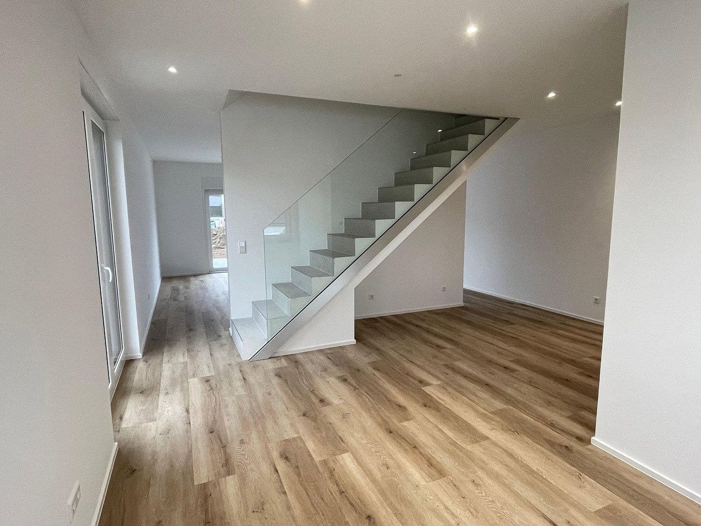 Predaj domu 153 m², pozemok 210 m², Sankt Augustin, Severné Porýnie - Westfálsko Predaj domu 153 m², pozemok 210 m², Sankt Augustin, Severné Porýnie - Westfálsko