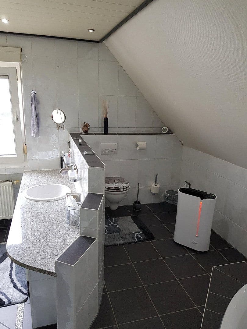 Prenájom bytu 4-izbový 110 m², Hanau, Hesensko Prenájom bytu 4-izbový 110 m², Hanau, Hesensko