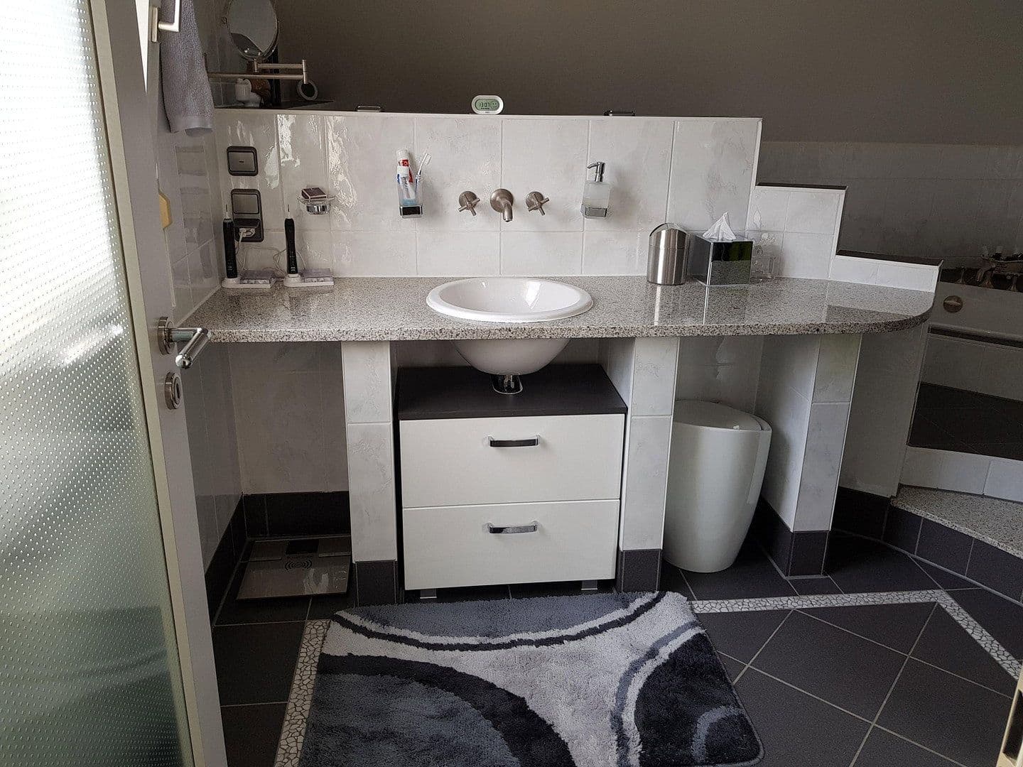 Prenájom bytu 4-izbový 110 m², Hanau, Hesensko Prenájom bytu 4-izbový 110 m², Hanau, Hesensko