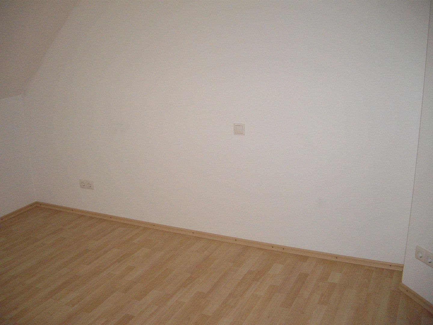 Prenájom bytu 4-izbový 103 m², Reichsdorfstraße 5, Sennfeld, Bavorsko Prenájom bytu 4-izbový 103 m², Reichsdorfstraße 5, Sennfeld, Bavorsko