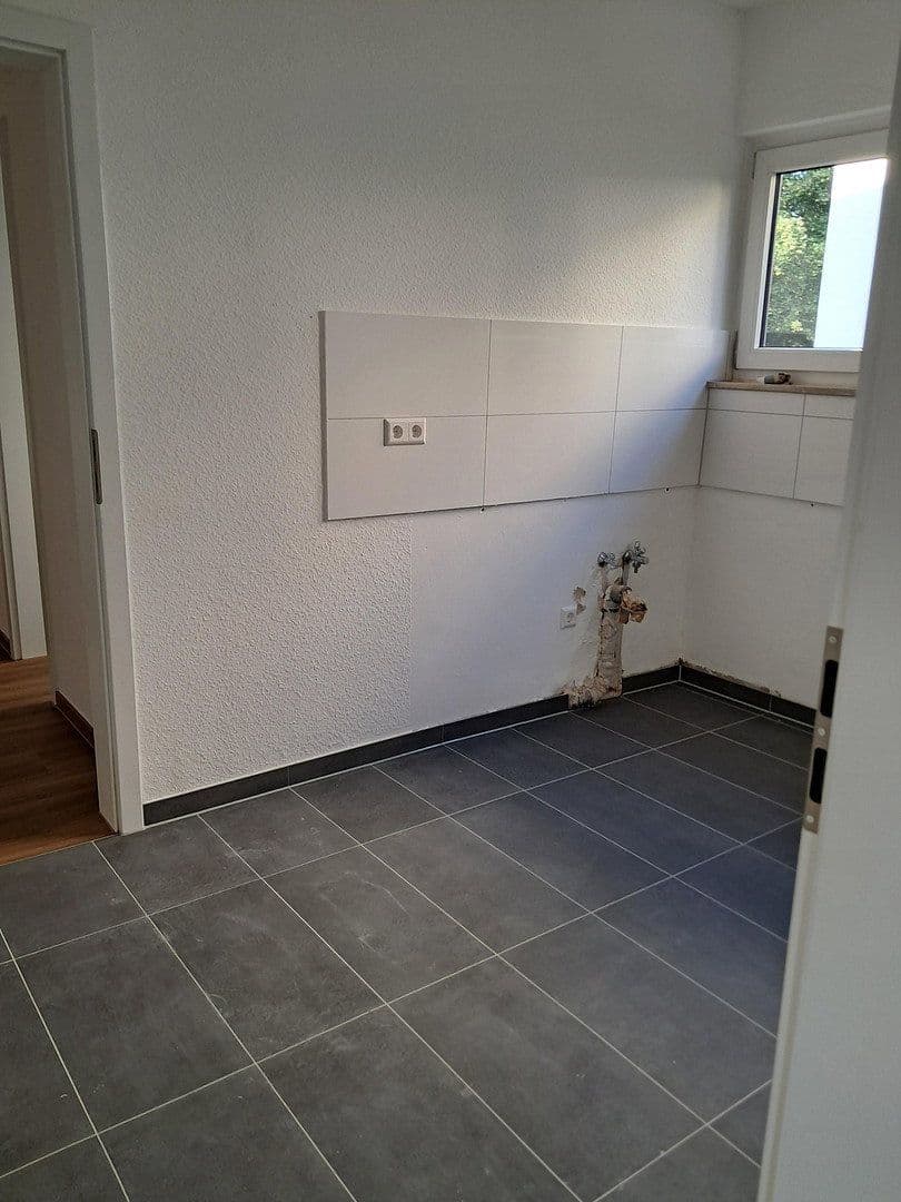 Prenájom bytu 3-izbový 91 m², Korntal-Münchingen, Bádensko-Wurttembersko Prenájom bytu 3-izbový 91 m², Korntal-Münchingen, Bádensko-Wurttembersko