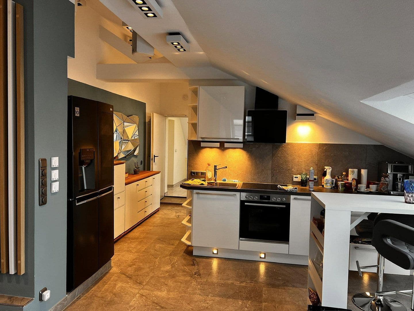 Prenájom bytu 2-izbový 63 m², Albert-Roßhaupter-Str. 46, München, Bavorsko Prenájom bytu 2-izbový 63 m², Albert-Roßhaupter-Str. 46, München, Bavorsko