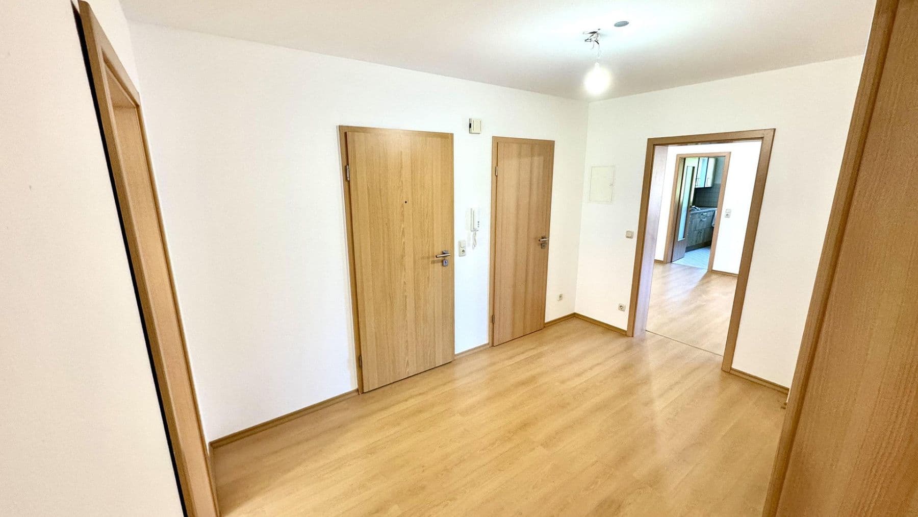 Prenájom bytu 3-izbový 82 m², Bad Tölz, Bavorsko Prenájom bytu 3-izbový 82 m², Bad Tölz, Bavorsko