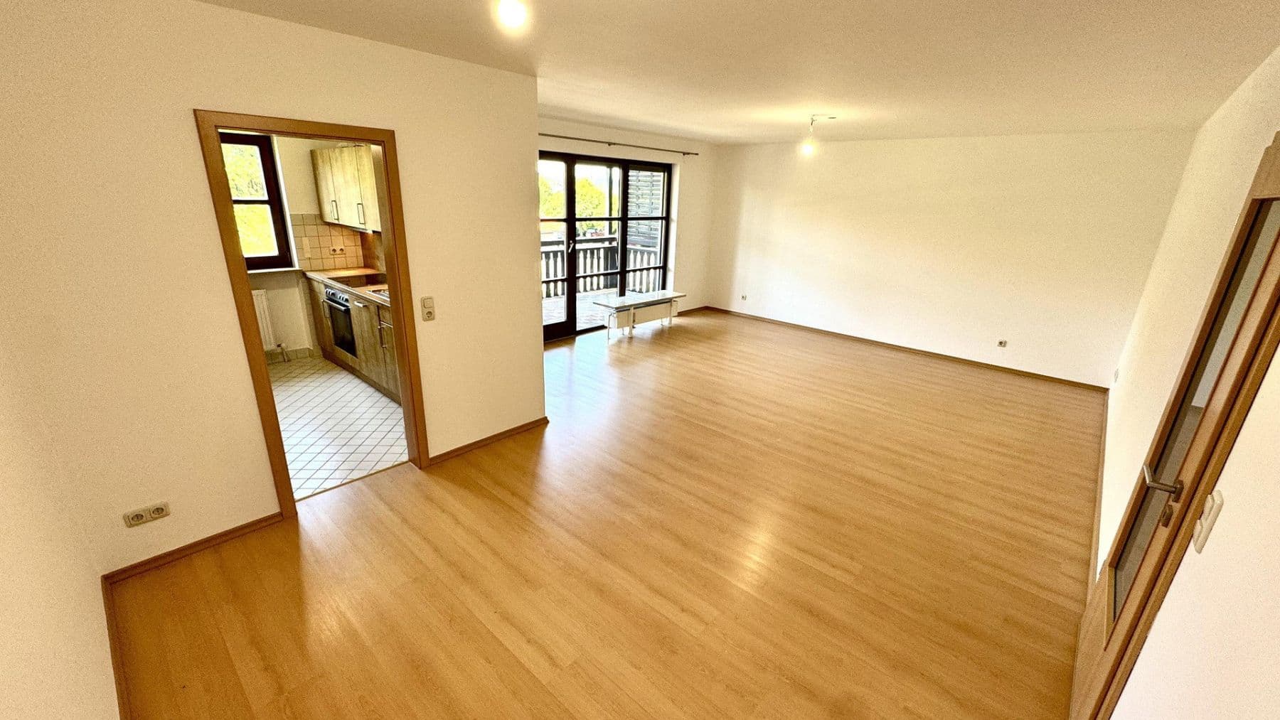 Prenájom bytu 3-izbový 82 m², Bad Tölz, Bavorsko Prenájom bytu 3-izbový 82 m², Bad Tölz, Bavorsko
