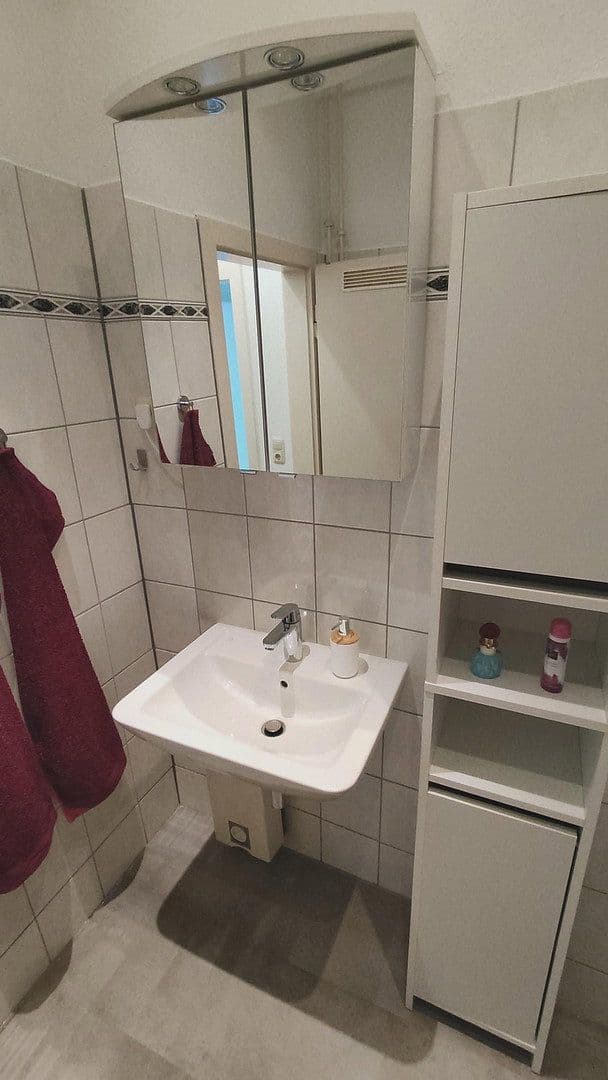 Prenájom bytu 2-izbový 44 m², Leipziger Str. 49, Essen, Severné Porýnie - Westfálsko Prenájom bytu 2-izbový 44 m², Leipziger Str. 49, Essen, Severné Porýnie - Westfálsko