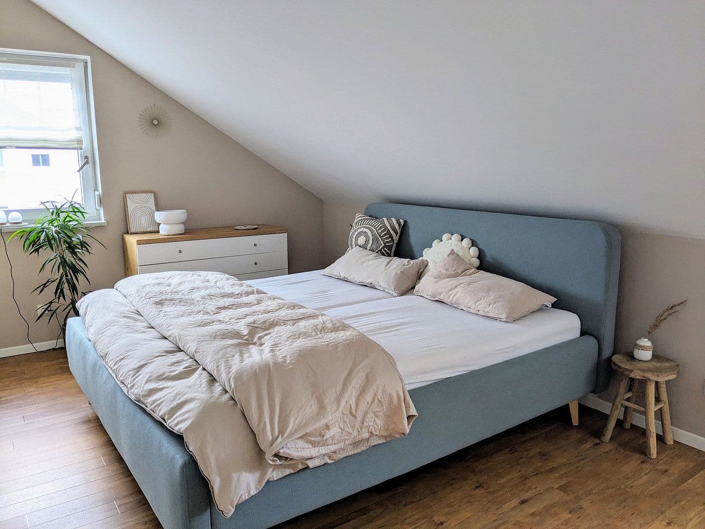 Prenájom bytu 3-izbový 89 m², Bgm.-Kamhuber-Straße, Heldenstein, Bavorsko Prenájom bytu 3-izbový 89 m², Bgm.-Kamhuber-Straße, Heldenstein, Bavorsko