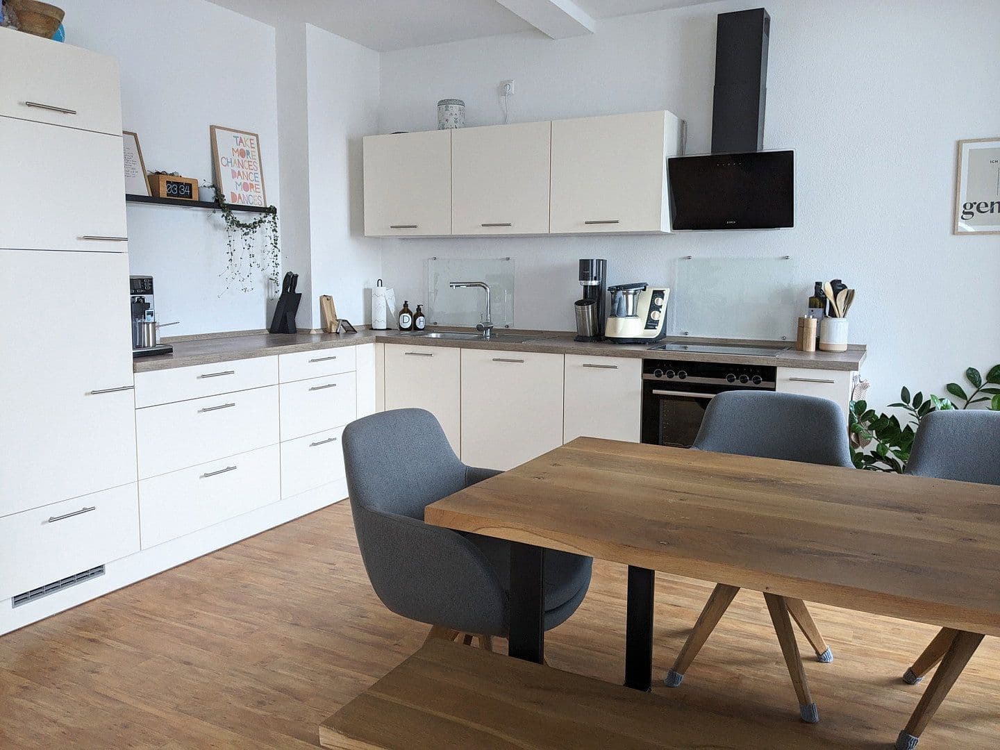 Prenájom bytu 3-izbový 89 m², Bgm.-Kamhuber-Straße, Heldenstein, Bavorsko Prenájom bytu 3-izbový 89 m², Bgm.-Kamhuber-Straße, Heldenstein, Bavorsko