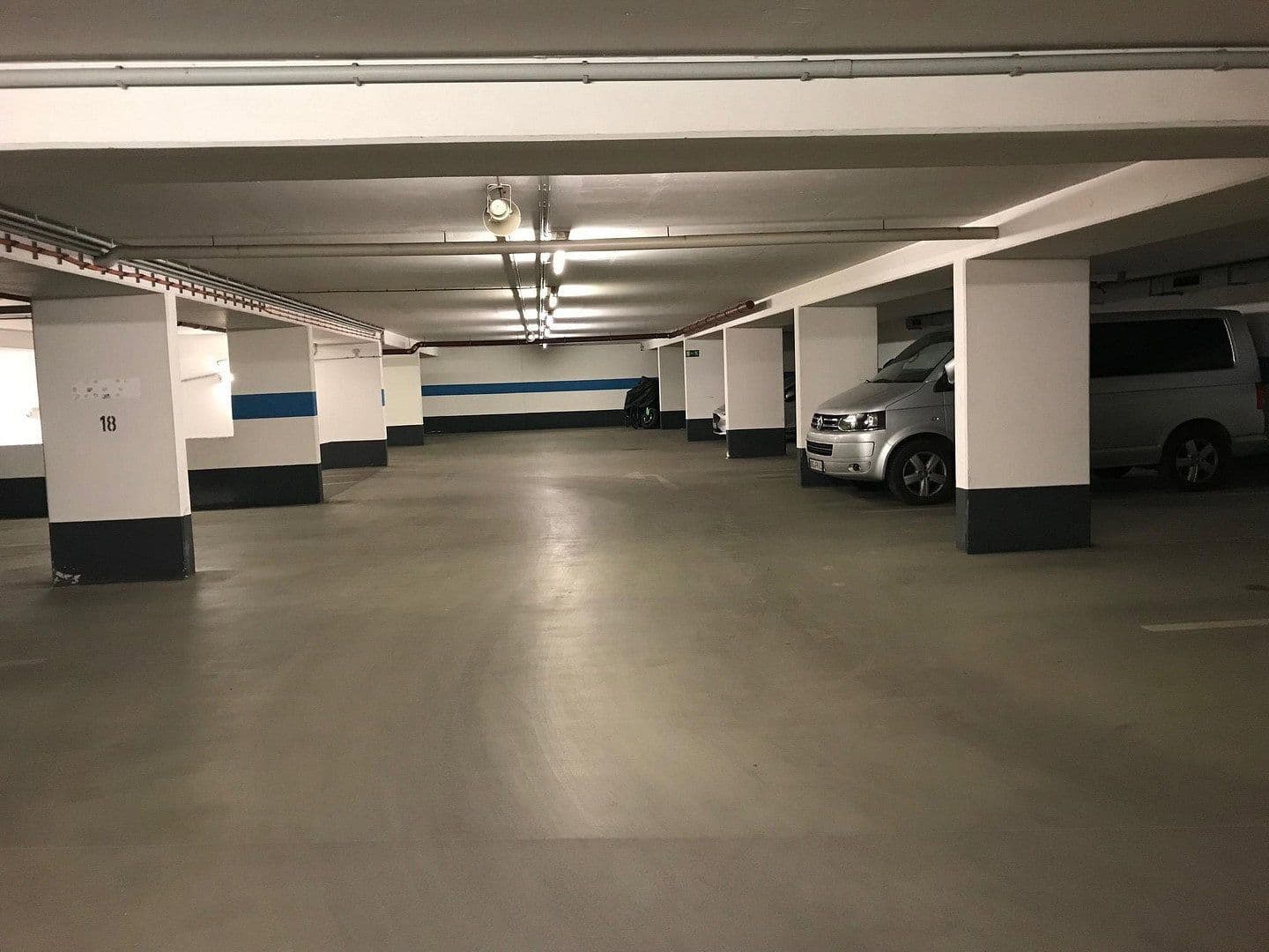 Prenájom garáže, Kleine Alexanderstraße 9, Berlin, Berlín Prenájom garáže, Kleine Alexanderstraße 9, Berlin, Berlín