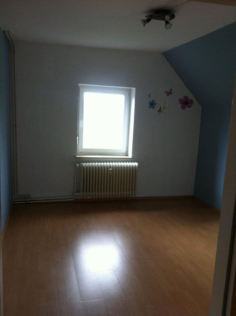 Prenájom bytu 3-izbový 100 m², Seehauser Landstr. 148, Bremen, Brémy Prenájom bytu 3-izbový 100 m², Seehauser Landstr. 148, Bremen, Brémy