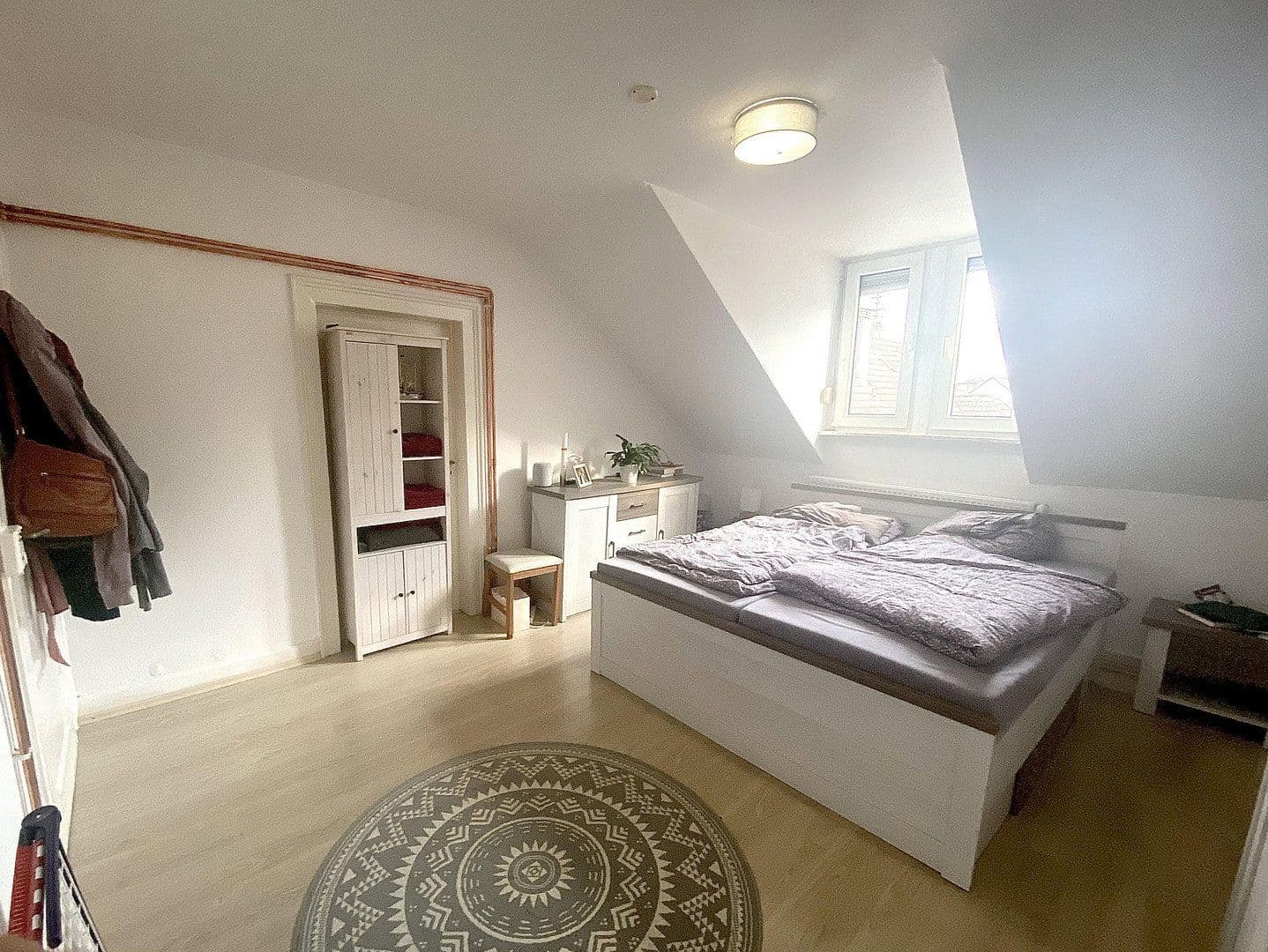 Prenájom bytu 3-izbový 78 m², Mörscher - Str. 8, Karlsruhe, Bádensko-Wurttembersko Prenájom bytu 3-izbový 78 m², Mörscher - Str. 8, Karlsruhe, Bádensko-Wurttembersko