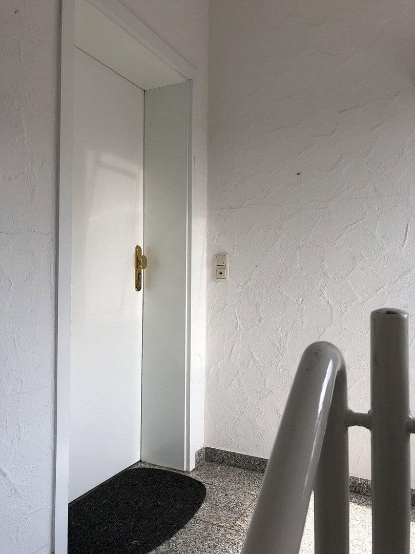 Prenájom bytu 3-izbový 85 m², Aschaffenburg, Bavorsko Prenájom bytu 3-izbový 85 m², Aschaffenburg, Bavorsko