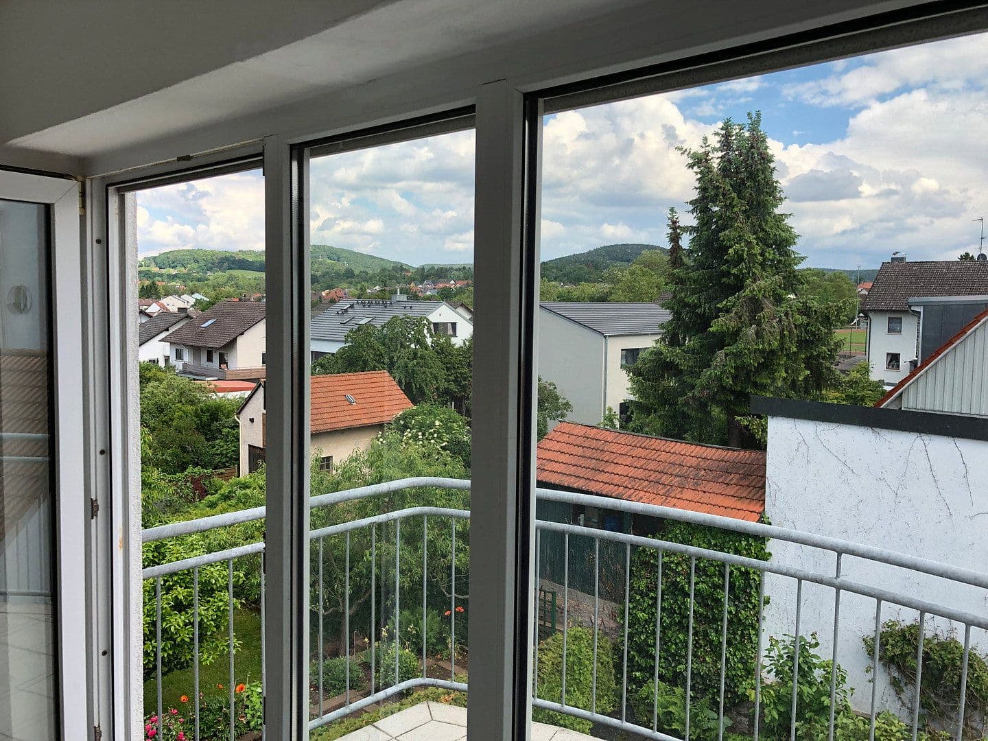 Prenájom bytu 3-izbový 85 m², Aschaffenburg, Bavorsko Prenájom bytu 3-izbový 85 m², Aschaffenburg, Bavorsko