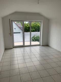 Prenájom bytu 3-izbový 85 m², Aschaffenburg, Bavorsko Prenájom bytu 3-izbový 85 m², Aschaffenburg, Bavorsko