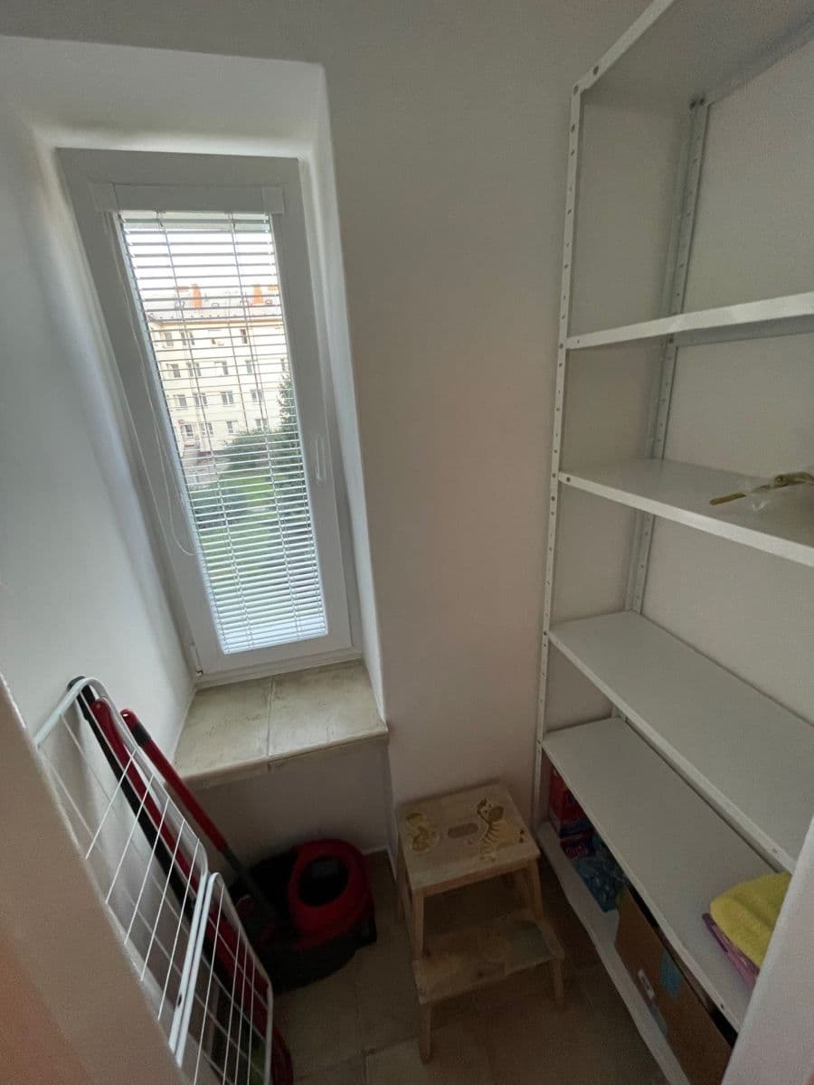 Prenájom bytu 2-izbový 56 m², Špálova, Olomouc, Olomoucký kraj Prenájom bytu 2-izbový 56 m², Špálova, Olomouc, Olomoucký kraj
