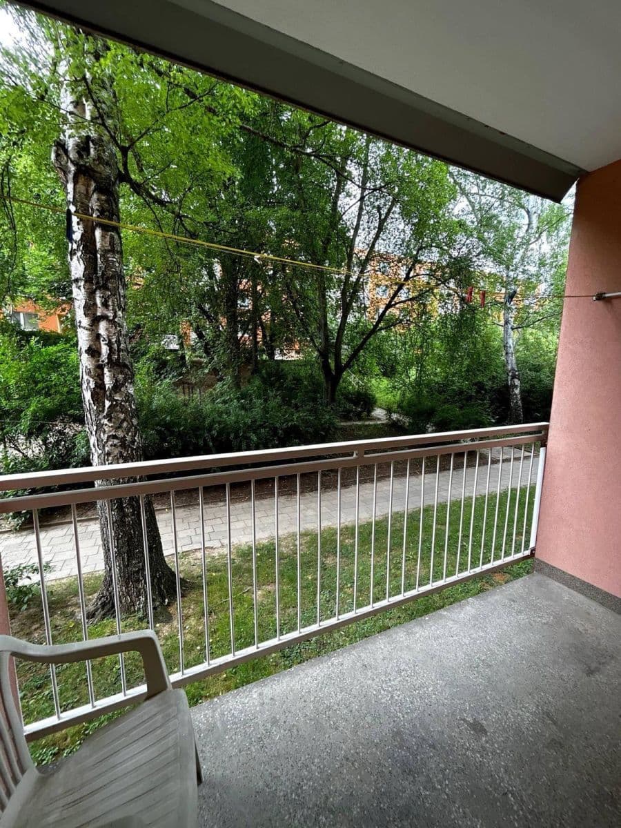 Prenájom bytu 3-izbový 25 m², Letovická, Brno, Jihomoravský kraj Prenájom bytu 3-izbový 25 m², Letovická, Brno, Jihomoravský kraj