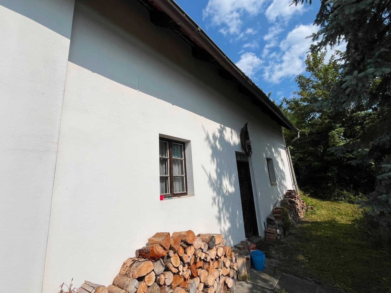 Predaj domu 161 m², pozemok 701 m², nám. 9. května, Ondřejov, Středočeský kraj Predaj domu 161 m², pozemok 701 m², nám. 9. května, Ondřejov, Středočeský kraj