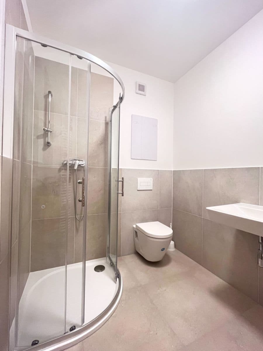 Prenájom bytu 1-izbový 37 m², K Újezdu, Zbůch, Plzeňský kraj Prenájom bytu 1-izbový 37 m², K Újezdu, Zbůch, Plzeňský kraj