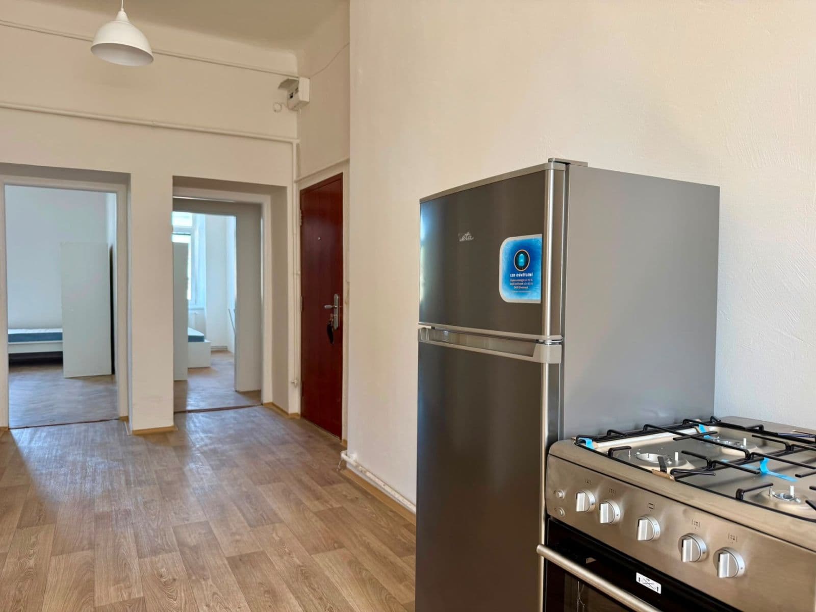 Prenájom bytu 4-izbový 25 m², Komenského, Červenka, Olomoucký kraj Prenájom bytu 4-izbový 25 m², Komenského, Červenka, Olomoucký kraj