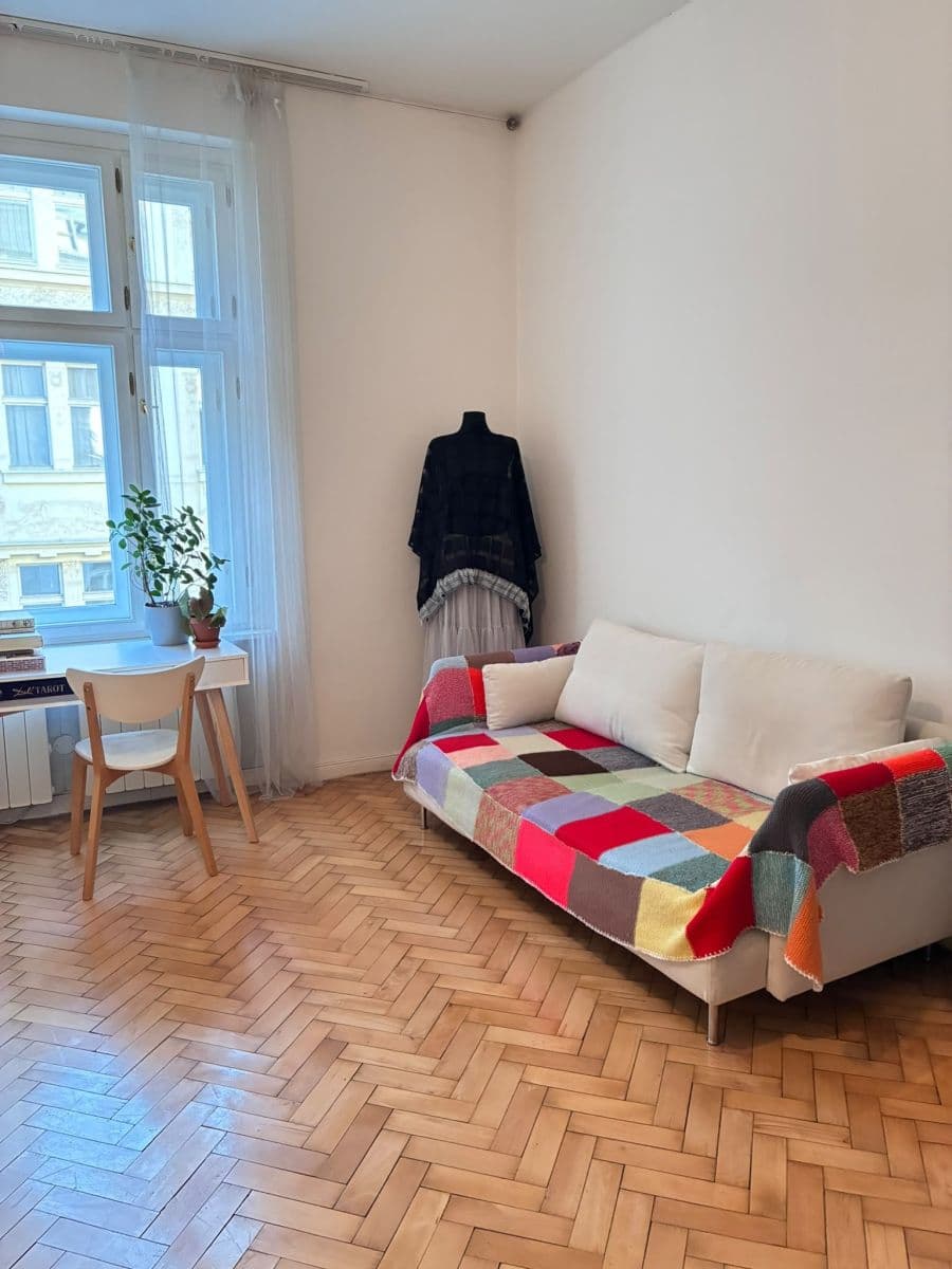 Prenájom bytu 25 m², Šimáčkova, Praha, Praha Prenájom bytu 25 m², Šimáčkova, Praha, Praha