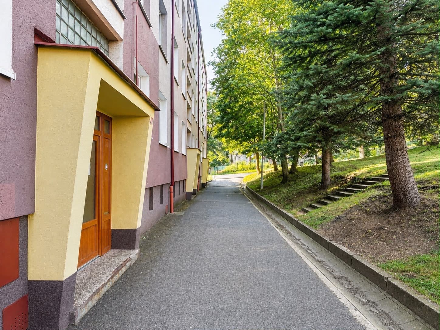 Predaj bytu 4-izbový 67 m², B. Němcové, Meziboří, Ústecký kraj Predaj bytu 4-izbový 67 m², B. Němcové, Meziboří, Ústecký kraj