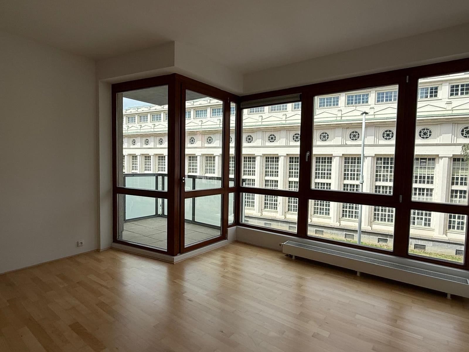 Prenájom bytu 2-izbový 50 m², Nedvědovo náměstí, Praha, Praha Prenájom bytu 2-izbový 50 m², Nedvědovo náměstí, Praha, Praha