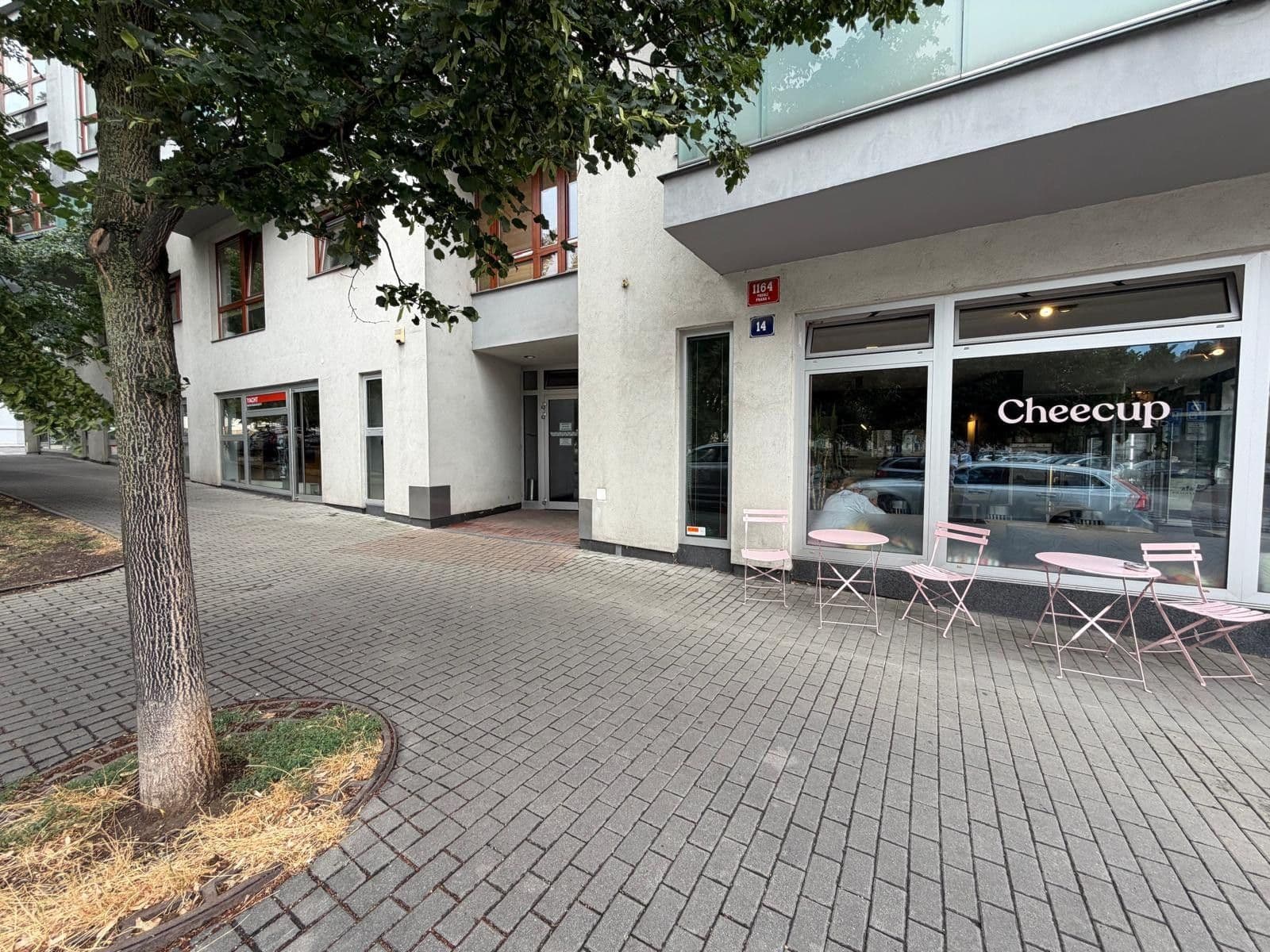 Prenájom bytu 2-izbový 50 m², Nedvědovo náměstí, Praha, Praha Prenájom bytu 2-izbový 50 m², Nedvědovo náměstí, Praha, Praha