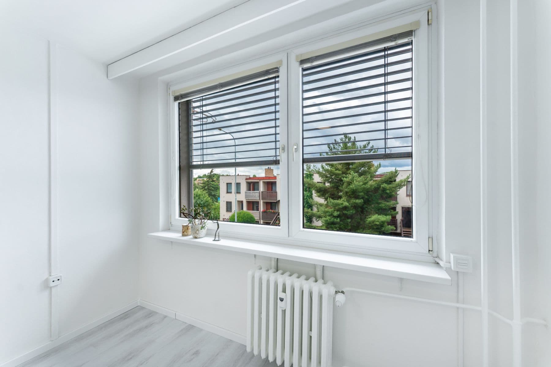 Prenájom bytu 2-izbový 43 m², K Rovinám, Praha, Praha Prenájom bytu 2-izbový 43 m², K Rovinám, Praha, Praha